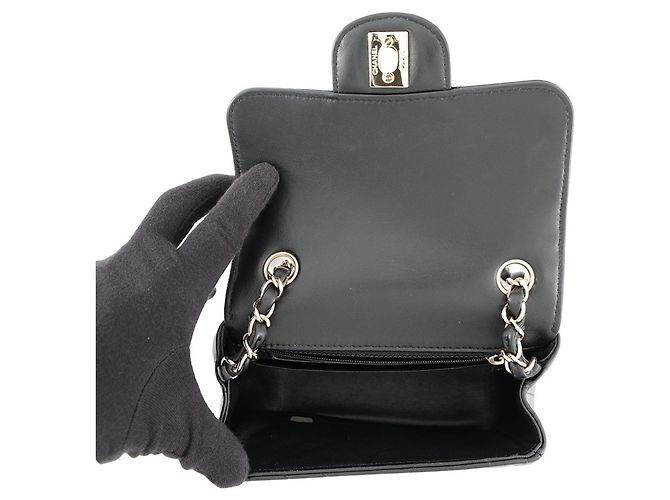 Borsa a tracolla Chanel Chevron Mini in pelle d'agnello Nero - vista 5