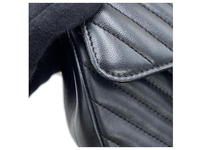 Borsa a tracolla Chanel Chevron Mini in pelle d'agnello Nero - vista 6