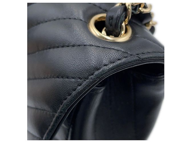 Borsa a tracolla Chanel Chevron Mini in pelle d'agnello Nero - vista 7