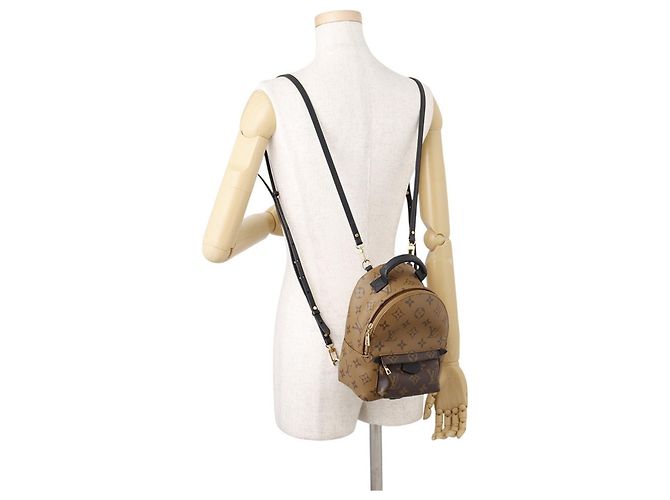 Louis Vuitton Monogram Reverse Palm Springs Backpack MINI M44872 Preto - vista 4