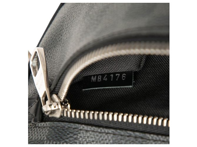 Borsa a tracolla Louis Vuitton Damier Graphite Ambler Marrone Nero - vista 6