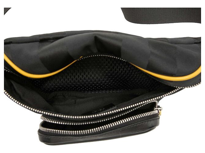 Fendi Body Bag Waist 7VA483 Negro Amarillo - vista 4