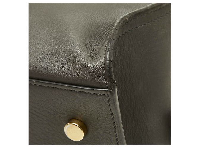 Autre Marque Borsa a mano Saint Laurent Cassandra Baby Cabas Marrone scuro - vista 4