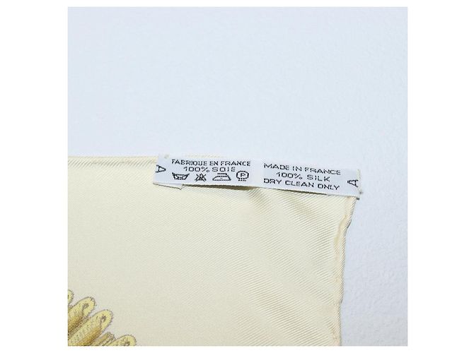 Hermès Foulard HERMES Carre 90 Seta Beige Giallo "Porte et Carvalerie" Auth ki6869M - vista 24