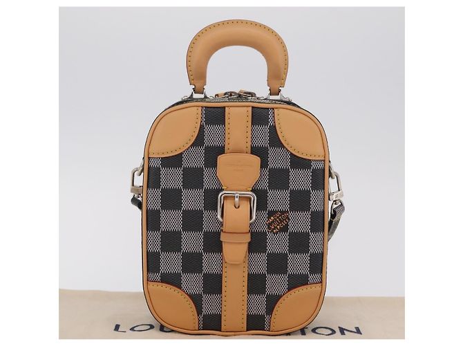 LOUIS VUITTON Damier Versette Vertical Tasche White Black N60273 LV Auth 204899SAM Schwarz Weiß - Ansicht 12
