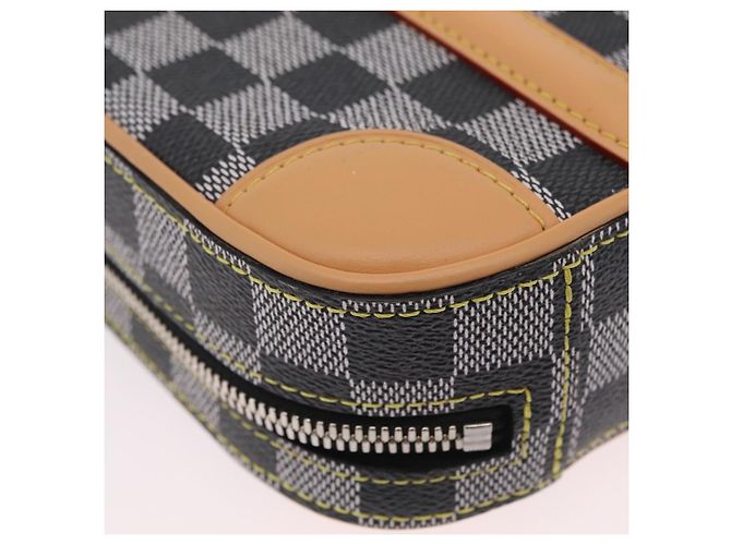 LOUIS VUITTON Damier Versette Vertical Tasche White Black N60273 LV Auth 204899SAM Schwarz Weiß - Ansicht 20