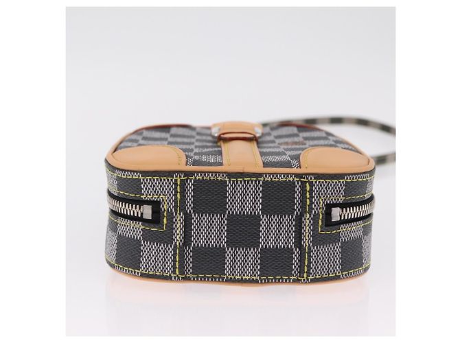 LOUIS VUITTON Damier Versette Vertical Tasche White Black N60273 LV Auth 204899SAM Schwarz Weiß - Ansicht 5