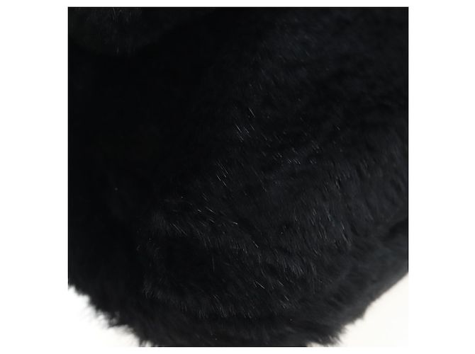 Borsa a tracolla FENDI Mamma Baguette in pelliccia nera Auth 206008SAM Nero - vista 11