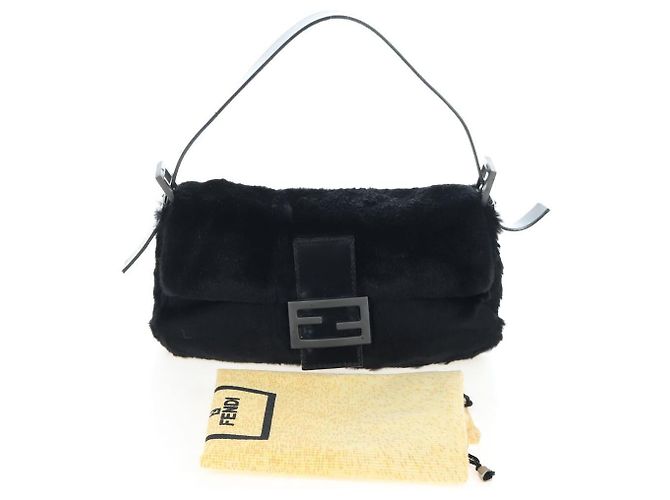 Borsa a tracolla FENDI Mamma Baguette in pelliccia nera Auth 206008SAM Nero - vista 26