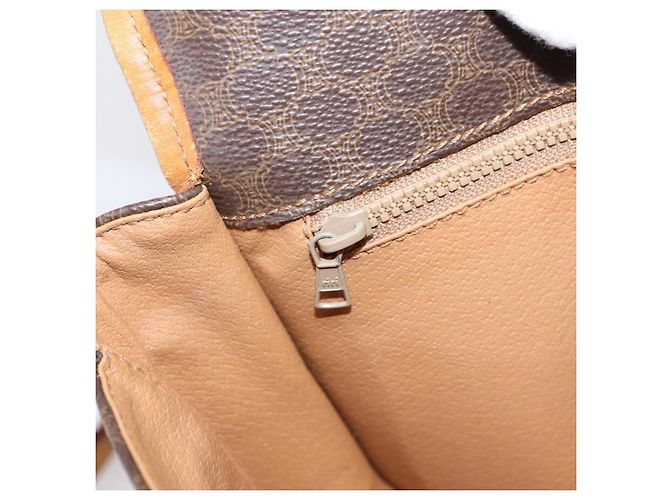 Céline Bolso de hombro CELINE Macadam Canvas PVC Leather Brown Gold Auth ep15969 Castaño Dorado - vista 22