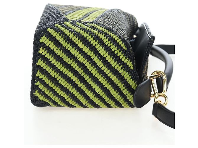 Borsa a mano LOEWE Puzzle Bag Small in pelle Verde Tono Oro Auth 167700SM - vista 4