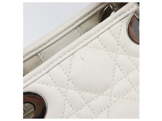 Borsa Christian Dior Lady Dior Canage in pelle d'agnello Bianca Argento Auth gh2352V Bianco - vista 18