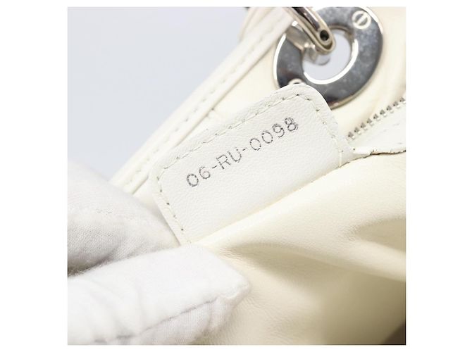 Borsa Christian Dior Lady Dior Canage in pelle d'agnello Bianca Argento Auth gh2352V Bianco - vista 26
