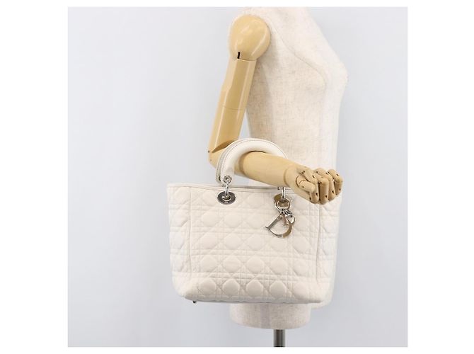 Borsa Christian Dior Lady Dior Canage in pelle d'agnello Bianca Argento Auth gh2352V Bianco - vista 27