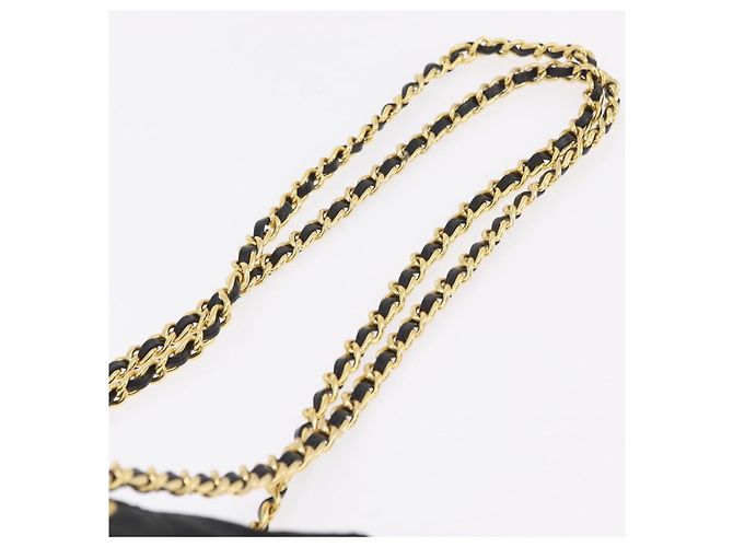 Bolsa de Ombro com Corrente PRADA Nylon Black Gold Auth ar14310A Preto Dourado - vista 8