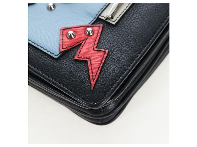 Borsa a tracolla con catena PRADA in pelle nera e oro Auth 202514M Nero D'oro - vista 14