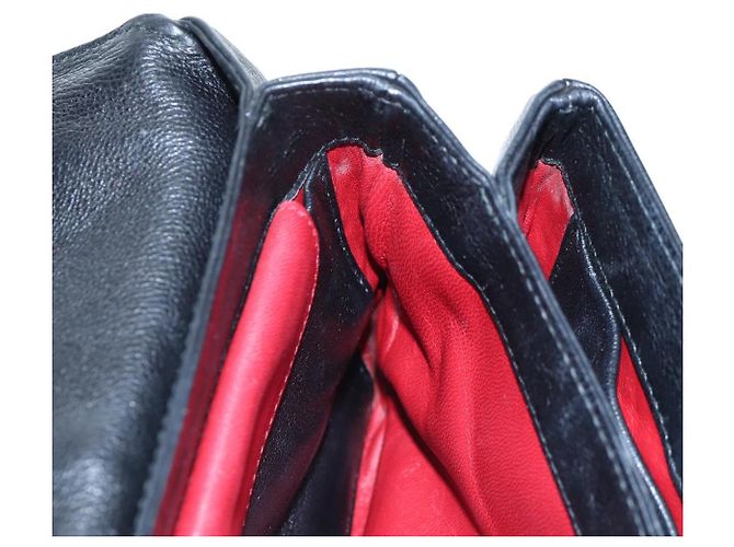 Borsa a tracolla con catena PRADA in pelle nera e oro Auth 202514M Nero D'oro - vista 31
