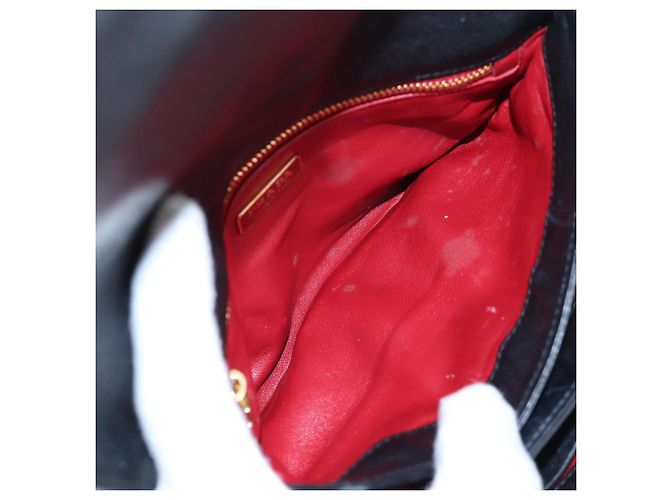 Borsa a tracolla con catena PRADA in pelle nera e oro Auth 202514M Nero D'oro - vista 34