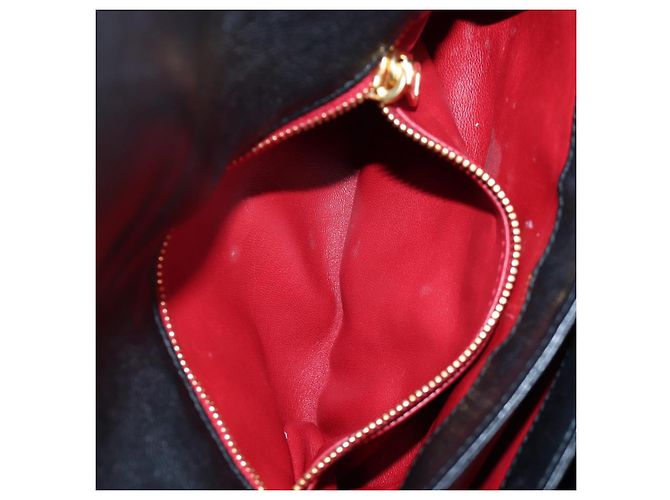 Borsa a tracolla con catena PRADA in pelle nera e oro Auth 202514M Nero D'oro - vista 37