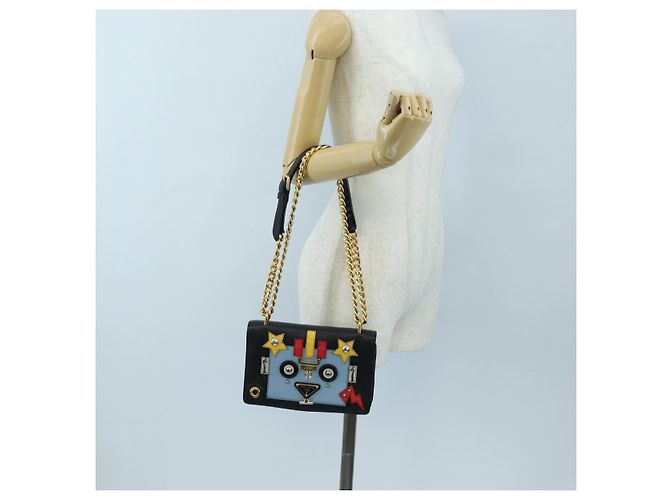 Borsa a tracolla con catena PRADA in pelle nera e oro Auth 202514M Nero D'oro - vista 39