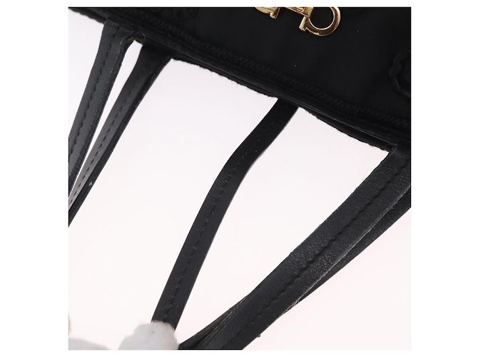 Borsa a mano Salvatore Ferragamo Gancini Nylon Nero Tono Oro Auth BA16145 - vista 17