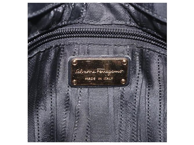 Borsa a mano Salvatore Ferragamo Gancini Nylon Nero Tono Oro Auth BA16145 - vista 18