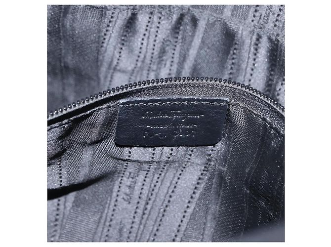 Borsa a mano Salvatore Ferragamo Gancini Nylon Nero Tono Oro Auth BA16145 - vista 24