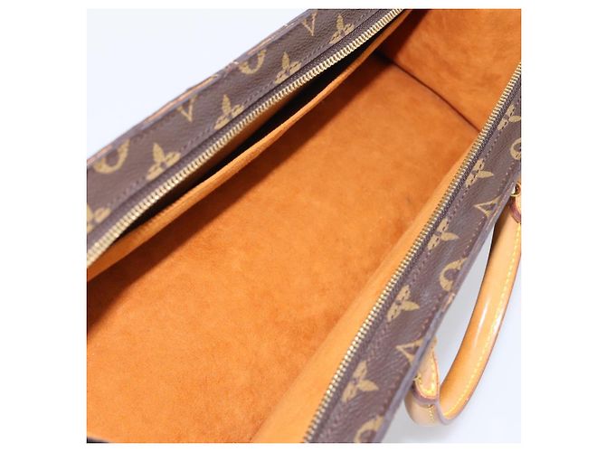 LOUIS VUITTON Monogram Sac Triangle Hand Bag M51360 LV Auth gh2339A - view 10