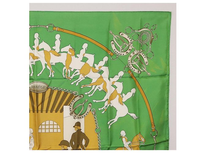 Hermès Foulard HERMES Carre90 "MAN`EGE" Seta Verde Auth bs37309 - vista 4