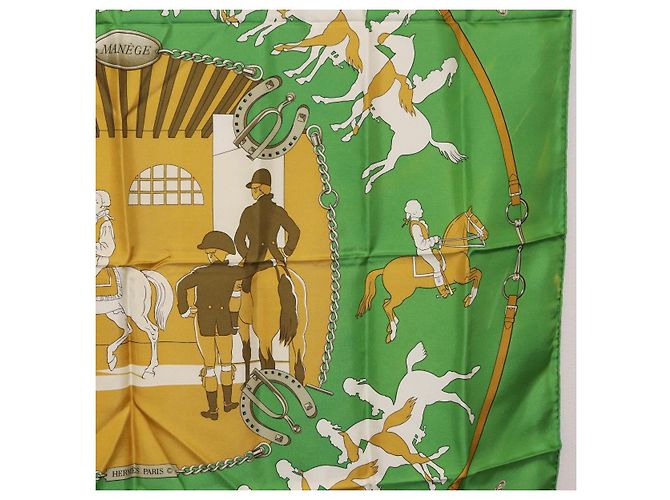 Hermès Foulard HERMES Carre90 "MAN`EGE" Seta Verde Auth bs37309 - vista 7