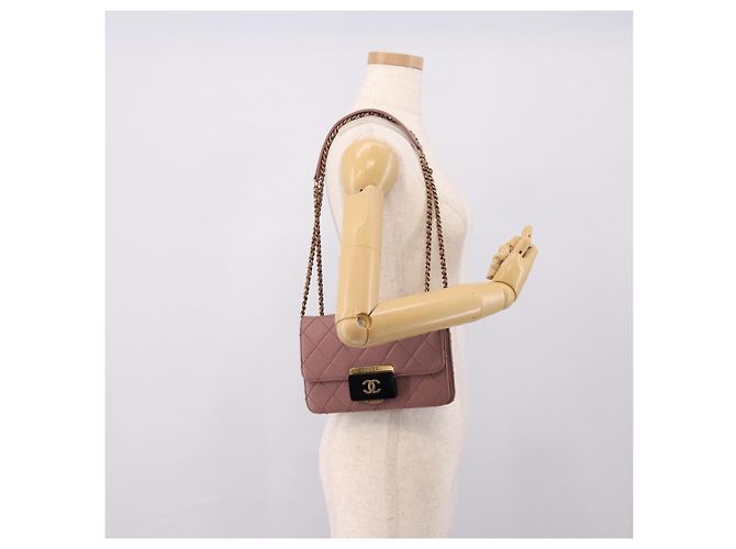 Borsa a tracolla CHANEL Matelasse con catena in pelle d'agnello Purple Gray CC Auth 206386V Marrone Porpora - vista 25