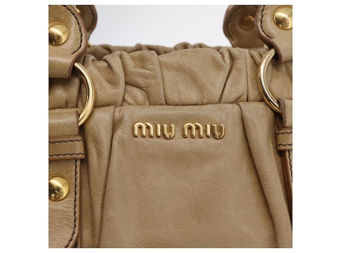 Borsa Miu Miu Vitellolux Matelasse in pelle 2way Beige Gold Auth 206271A D'oro - vista 20