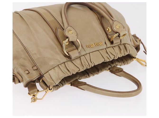 Borsa Miu Miu Vitellolux Matelasse in pelle 2way Beige Gold Auth 206271A D'oro - vista 8