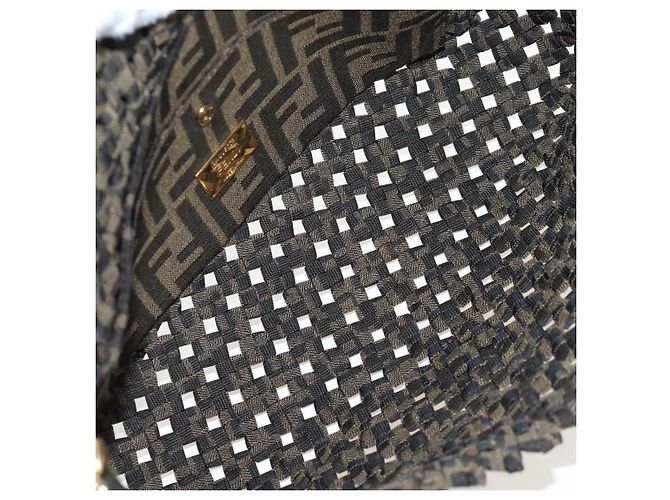 Borsa a tracolla FENDI Zucca Canvas Mamma Baguette 2 vie Marrone Nero Auth 204902SM - vista 22