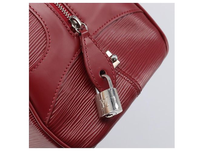 Borsa a mano LOUIS VUITTON Epi Boring Montaigne GM Rossa M5931M LV Auth ep15834V Rosso - vista 24