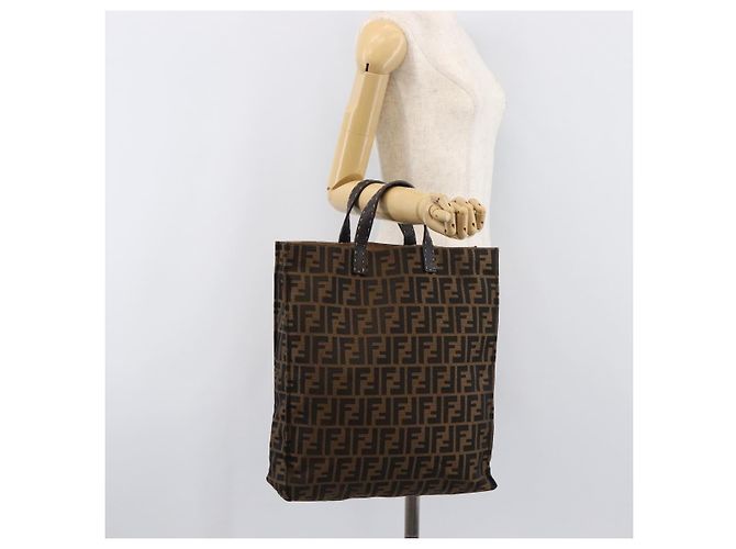 Borsa a mano FENDI Zucca Canvas Nera 8BH173 Auth gh2369 Nero - vista 21