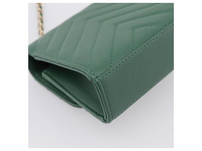 Borsa a tracolla con catena CHANEL V Stitch in pelle d'agnello verde e oro CC Auth 206308SAM D'oro - vista 13
