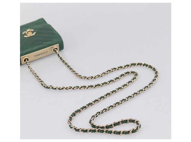 Borsa a tracolla con catena CHANEL V Stitch in pelle d'agnello verde e oro CC Auth 206308SAM D'oro - vista 7