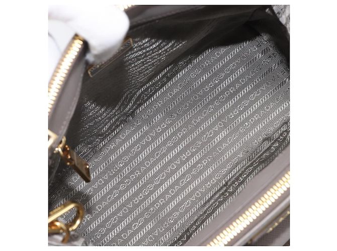 Borsa a Mano PRADA Galleria Safiano 2way Grigio Tono Oro Auth 204854SAV Marrone - vista 22