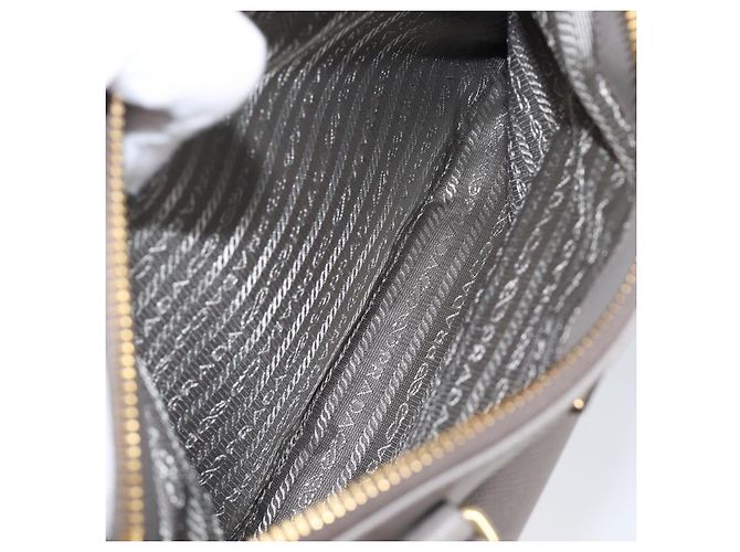 Borsa a Mano PRADA Galleria Safiano 2way Grigio Tono Oro Auth 204854SAV Marrone - vista 29