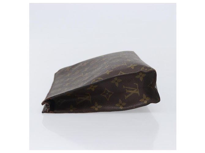 LOUIS VUITTON Monogram Poche Toilette 26 Pouch M47542 LV Auth ep16257 Monogramma - vista 4