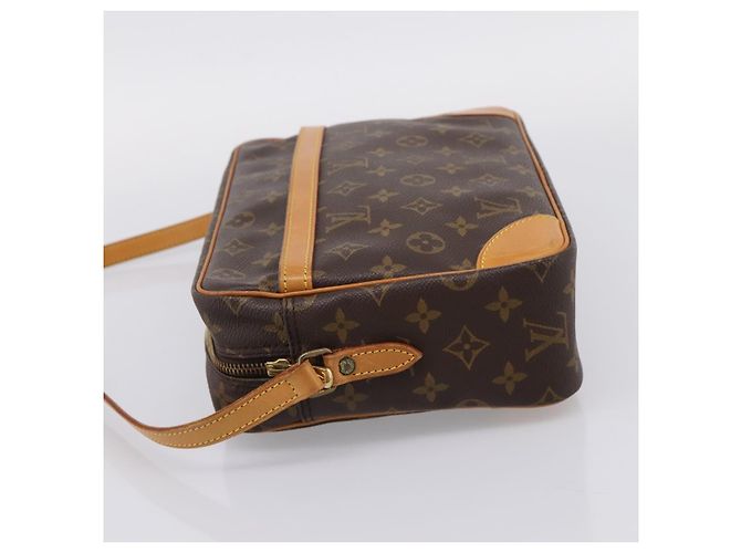 Bolso de hombro LOUIS VUITTON Monogram Trocadero 27 M51274 LV Auth ep16237A Monograma - vista 3