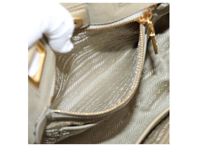 Bolso de mano PRADA de cuero 2way Beige Oro Auth 206241A Dorado - vista 24