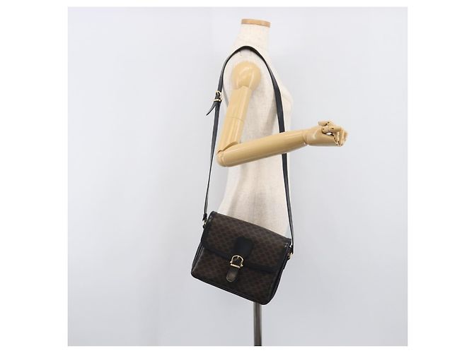 Céline Bolsa de Ombro CELINE Macadam Canvas PVC Leather Black Gold Auth ep16100 Preto Dourado - vista 30