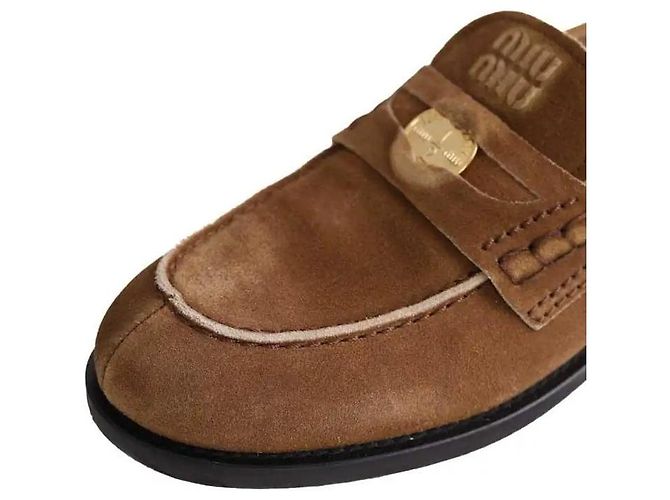 Mocassini Miu Miu in camoscio camel Cammello - vista 5