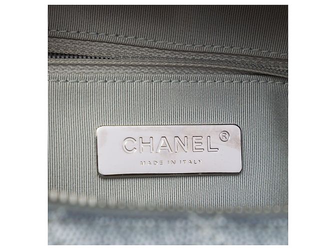 Borsa vanity satchel Chanel Small CC Quilted Metallic Caviar Coco Curve Grigio - vista 5