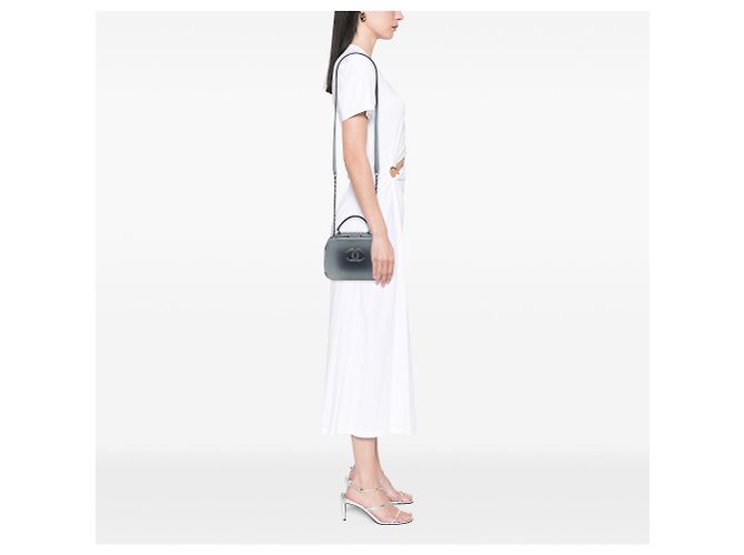 Borsa vanity satchel Chanel Small CC Quilted Metallic Caviar Coco Curve Grigio - vista 6