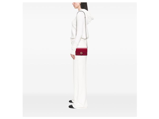 Borsa a tracolla con catena Gucci Interlocking G in pelle di vitello Dollar rossa Rosso - vista 5