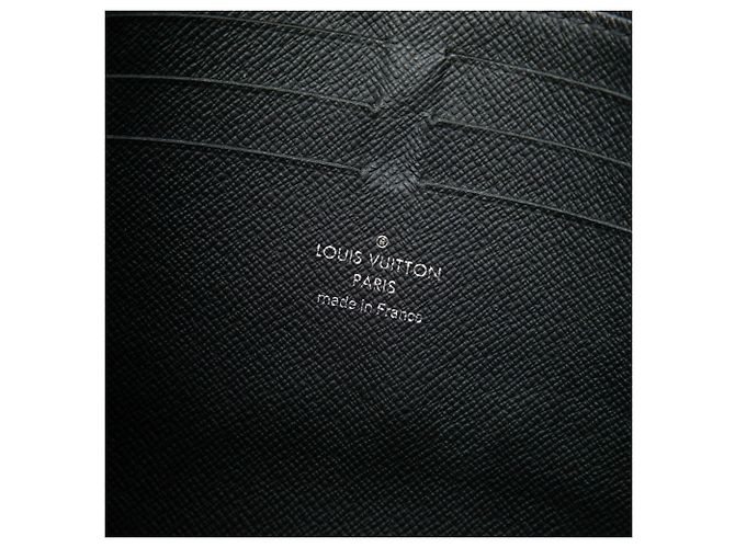 Borsa a pochette Louis Vuitton Damier Graphite Pochette Voyage MM nera Nero - vista 5