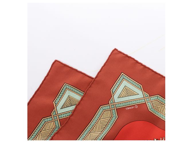 Hermès Carré 90 "CUIRS DU DESERT" Foulard in seta Rosso x Marrone - vista 2